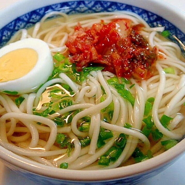 キムチ ゆで卵 葱入り 五島うどん レシピ 作り方 By ぷ みぃまま 楽天レシピ